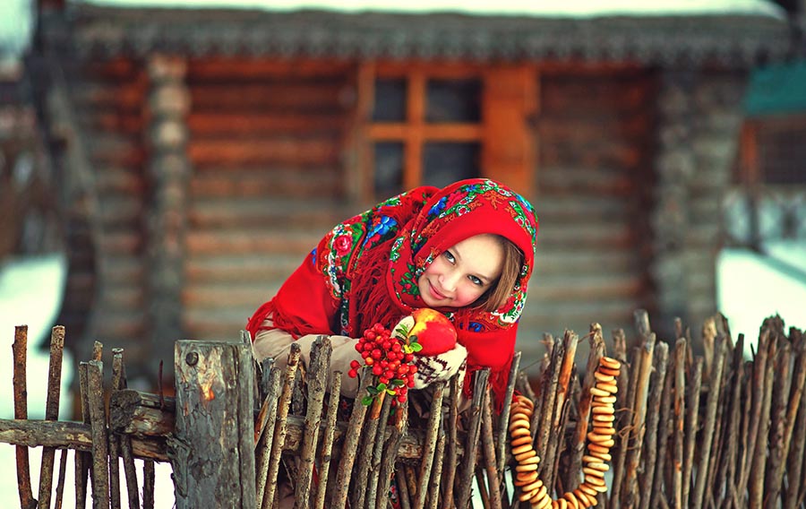 Sexy girl Women in Slavic costumes in Atlanta